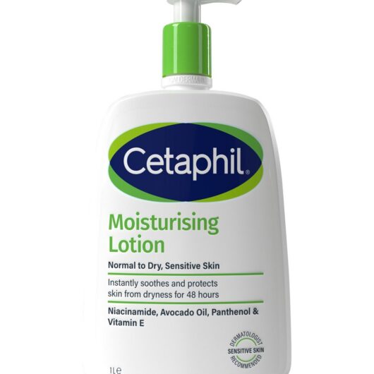 Cetaphil Moisturising Lotion, Lightweight Face & Body Moisturiser For Sensitive Skin 1L Family Size