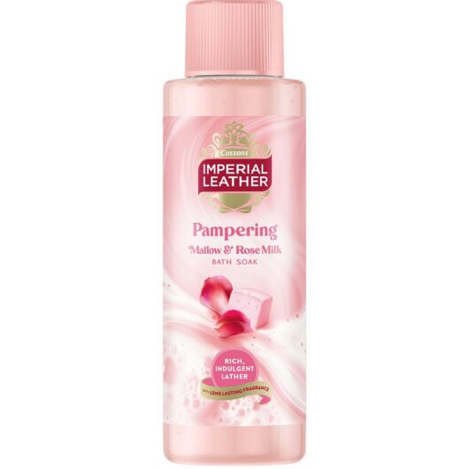 Imperial Leather Pampering Bath Soak Mallow And Rose Milk 500ml