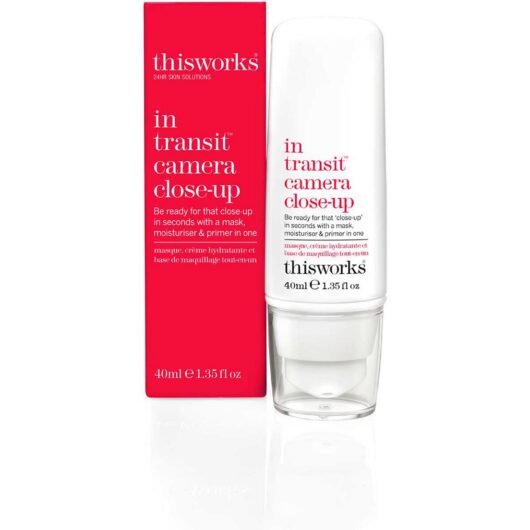 This Works In Transit™ Camera Close-Up Primer 40ml